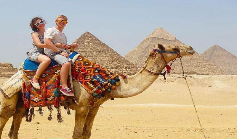 Tour en El Cairo Por Avión Desde Marsa Alam 