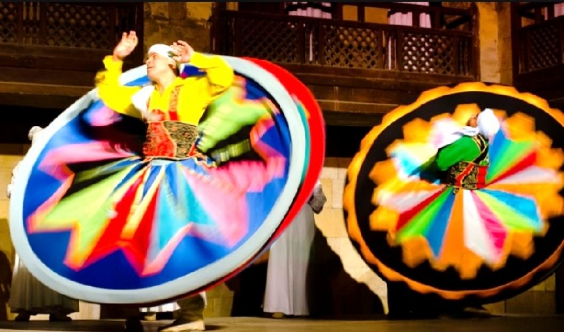 Espectáculo de Tanoura en El Cairo