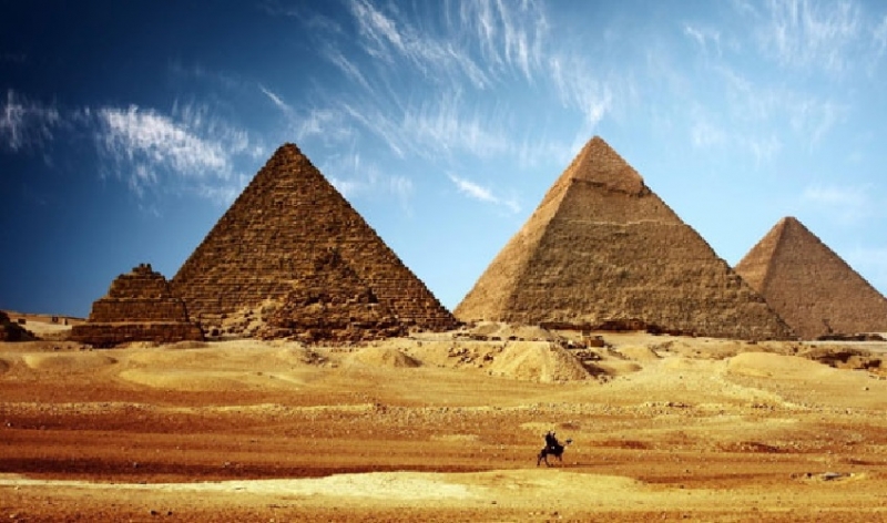 las piramides de Guiza