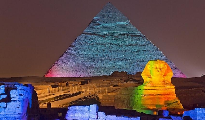 Espectáculo de Luz y Sonido en Pirámides de Guiza