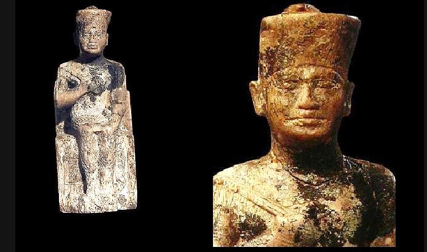 Estatua de Keops en Mseo Egipcio del Cairo