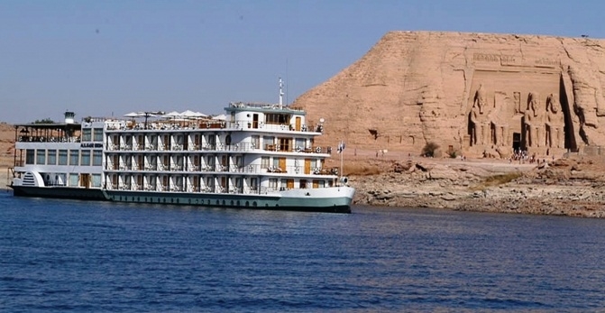 Lake Nasser cruise ships