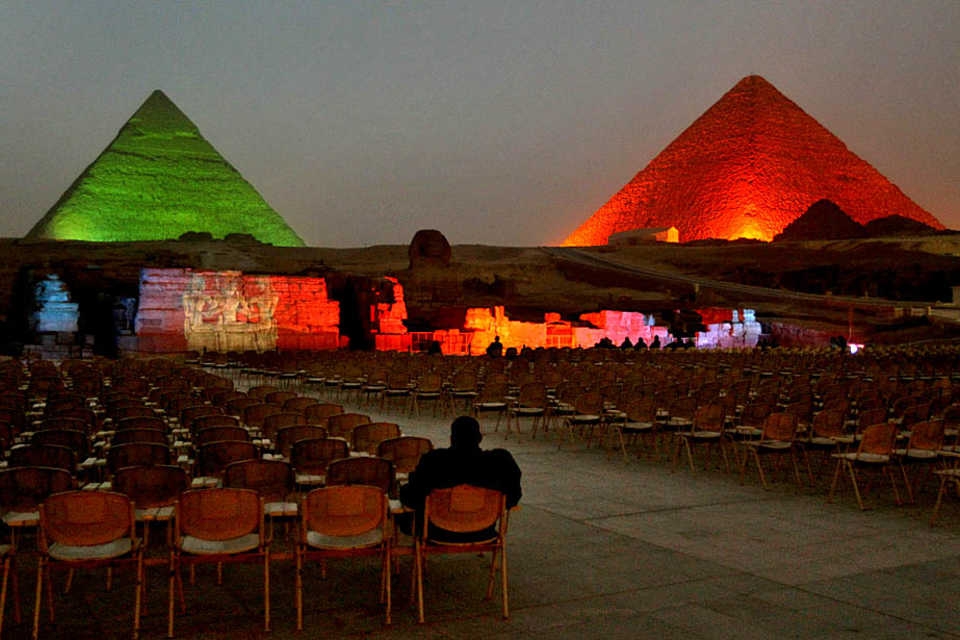 Spectacle son et lumière aux Pyramides de Gizeh