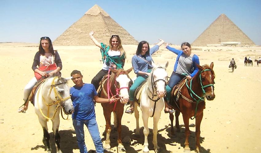 Paseo en Camello o Caballo en Las Pirámides