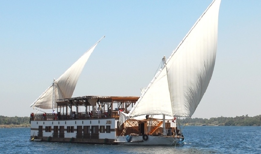 Judi Dahabiya Crucero Por El Nilo