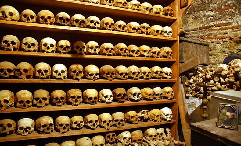 Room of the Skulls