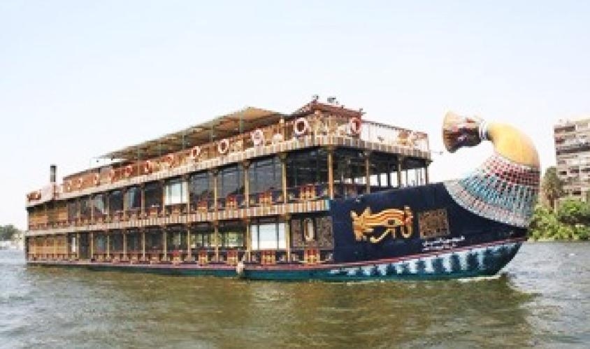 Tour a Las Pirámides De Guiza y Almuezo En El Nilo del Puerto de Alejandria