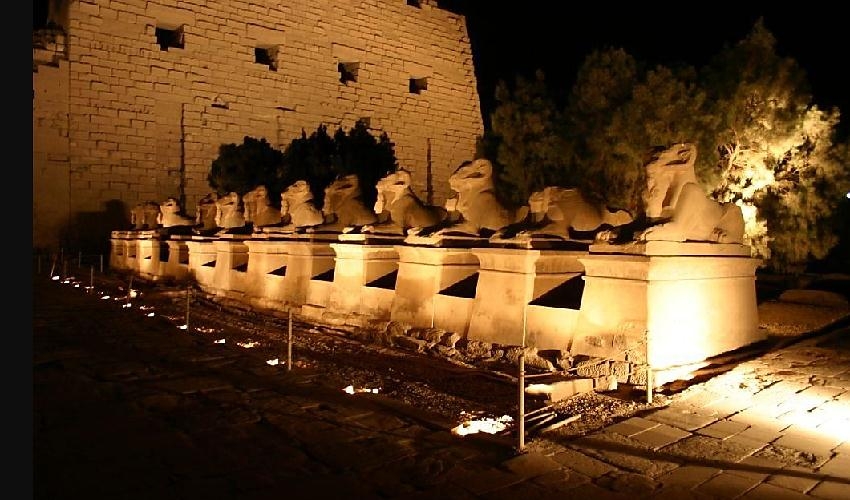 Espectáculo de Luz y Sonido En El Templo De Karnak