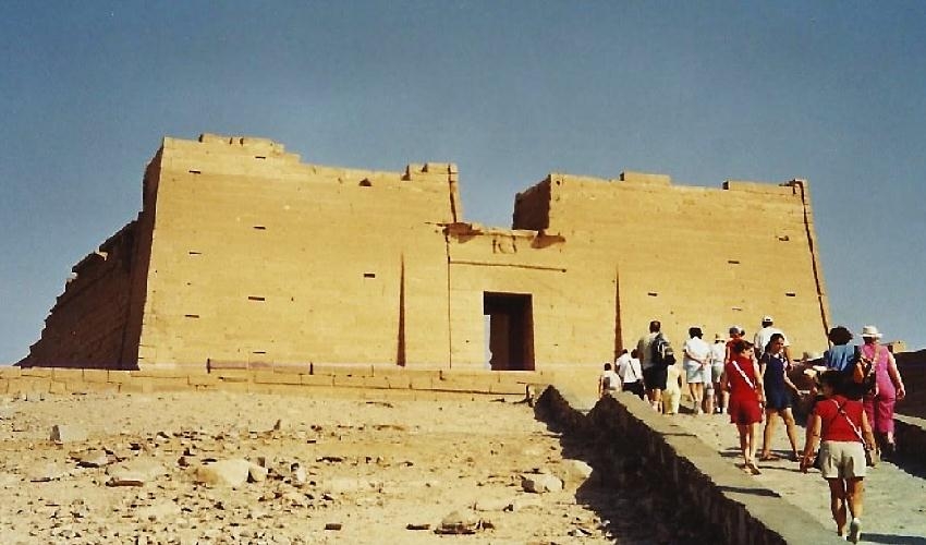 Excursión al Templo de Kalabsha y El Museo Nubio en Asuán