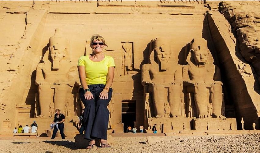 Excursion En 2 Días a Abu Simbel y Asuán desde Luxor