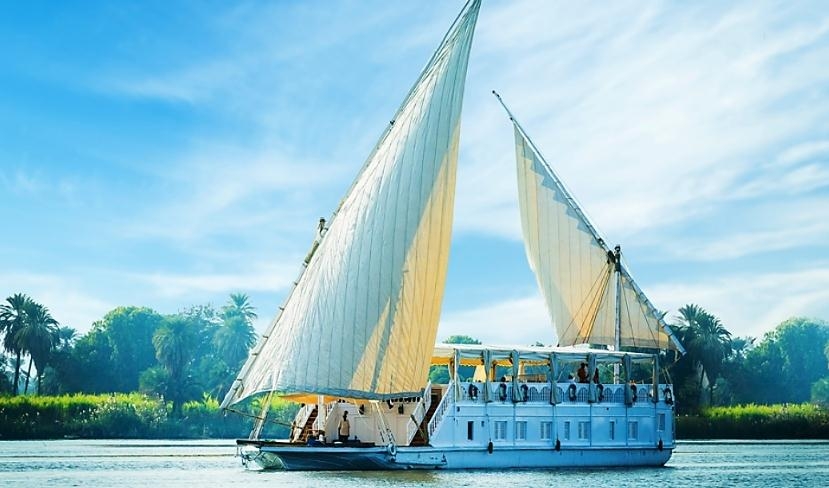 Amoura Dahabiya Crucero Por El Nilo